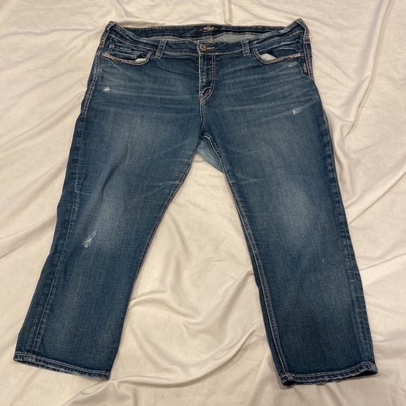 Womens Silver Jeans Co. Elyse Capri Jeans in Size 16 [GREAT] - Picture 1 of 6